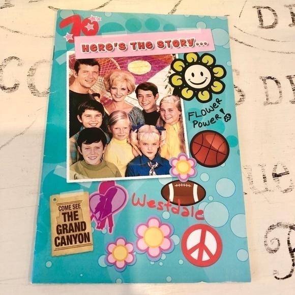 BRADY Bunch, Complete TV Series, From 1969-74, DVD Box, 21 Discs, Good Condition - Picture 9 of 16